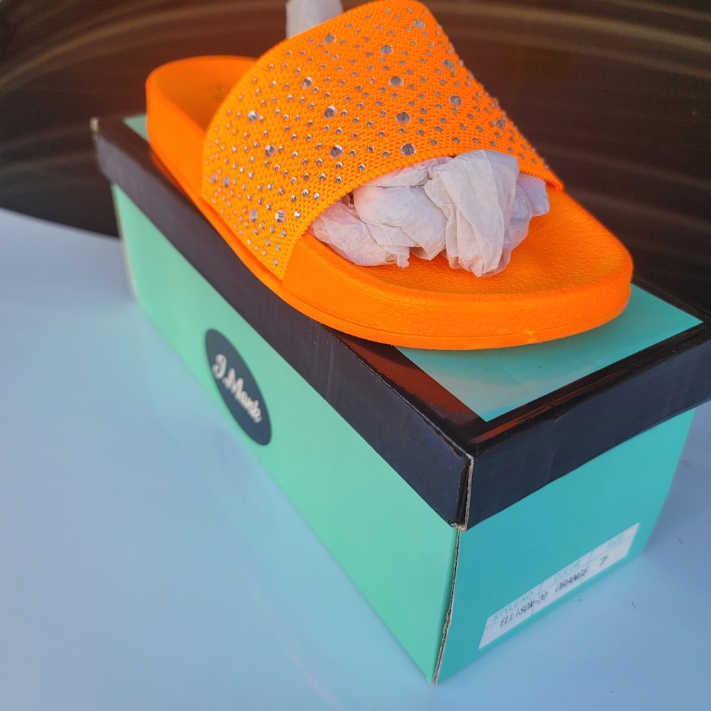 Shoes - Picture 14 of 16